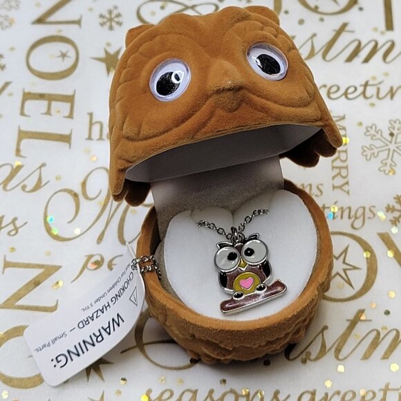 OWL Pendant Necklace in Matching Own Velvet Gift Keepsake Owl Shaped Box - Picture 2 of 10